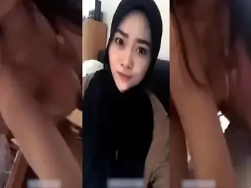 Bokep Indo Eksekusi Hijabers Toket Gede
