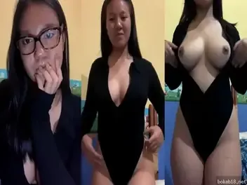 VC Pamer Toket Kesepian Cari Teman Sange